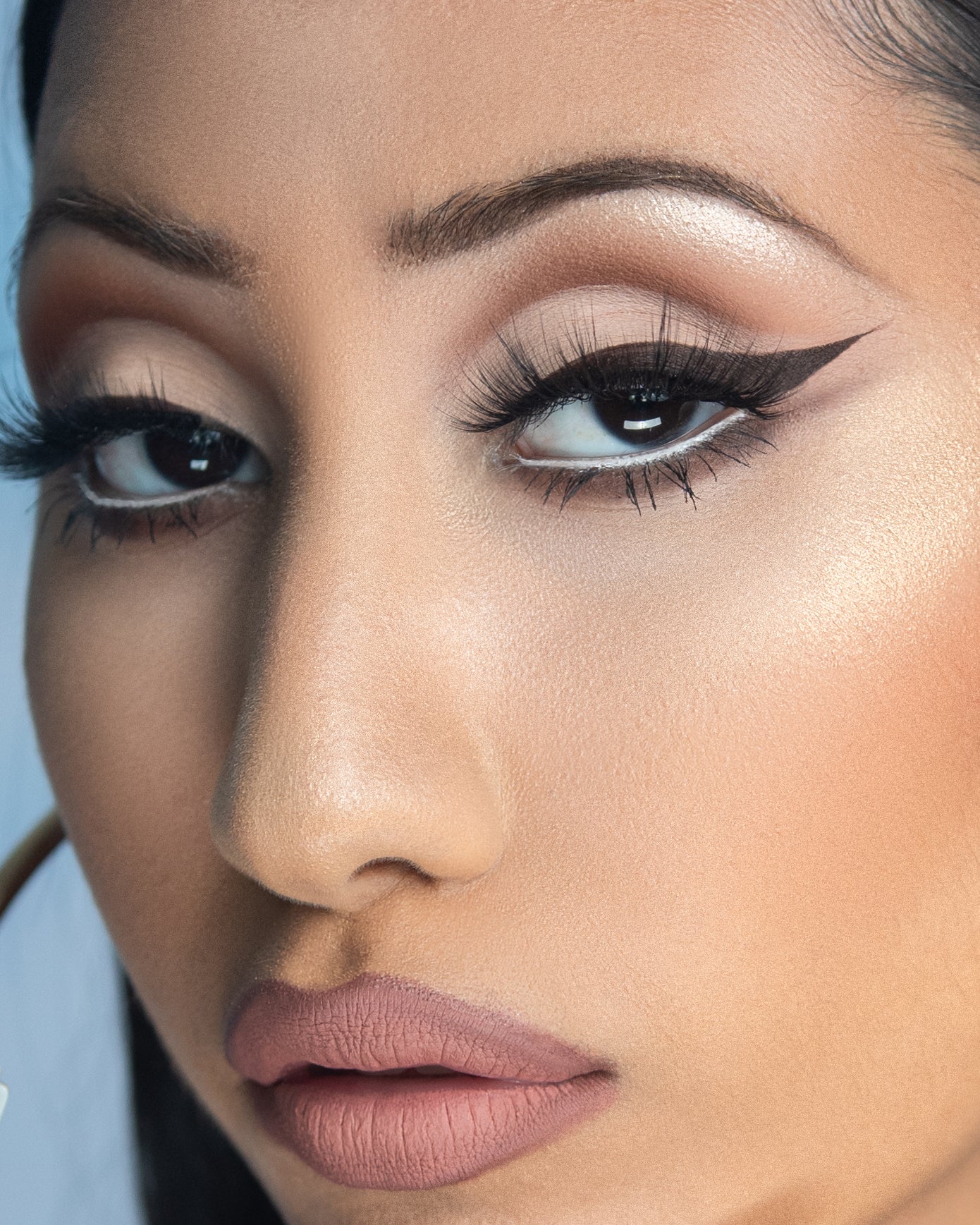 Wing Dream Brown Liquid Eyeliner - Image 3